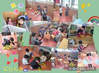 にじくみ🌈にじくみの部屋で遊ぶ時は、おもちゃを分けあって遊んでいます。ままごと道具を持ち寄って小さな家を作ったり、格好いい剣を作って友達を守ってくれます✨想像したことを友達と話して共有したり、共通の話題で笑いあったりできることに心の成長を感じました😆